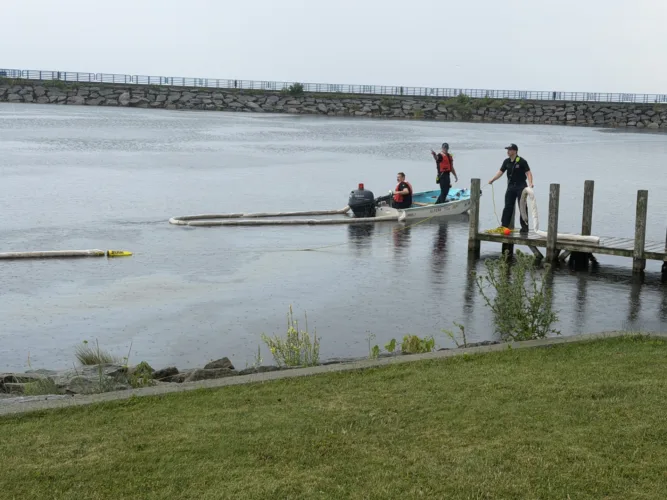 Diesel fuel spill at the Alpena Marina